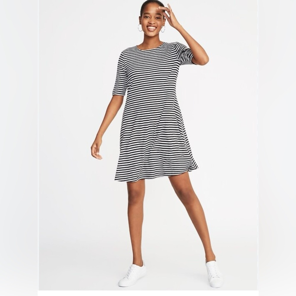 2/$20 - Black and White Striped Swing Dress by Old Navy - M - Resort Wear